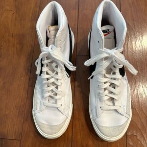 Nike Blazer size 11